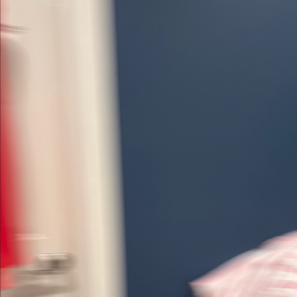 Style & Co Red Sleeveless Button-Up Top - New with tags - Picture 2 of 5